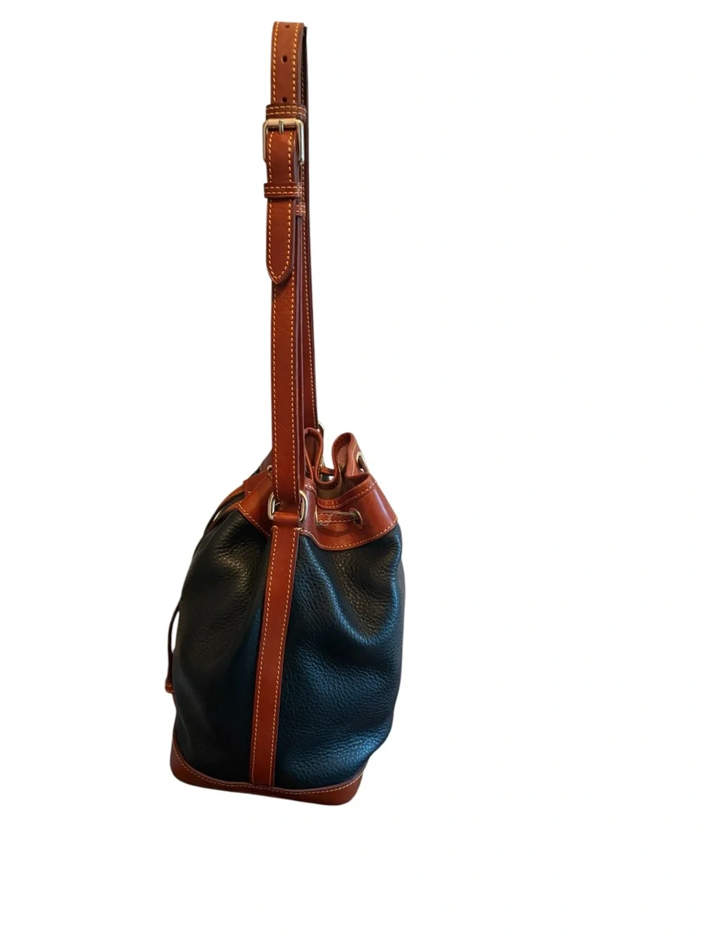 Vtg Dooney & Bourke Black Pebbled Leather Drawstring Bucket Bag Shoulder Purse